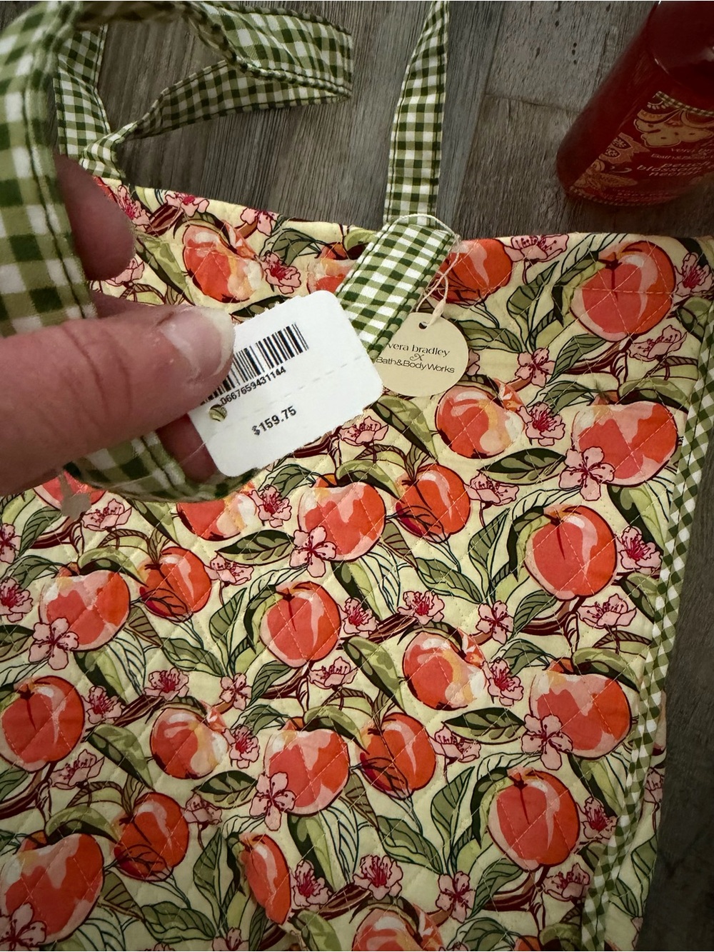 Vera Bradley Peach Floral Quilted Tote in Green, Peach, Pink - Picture 2 of 2
